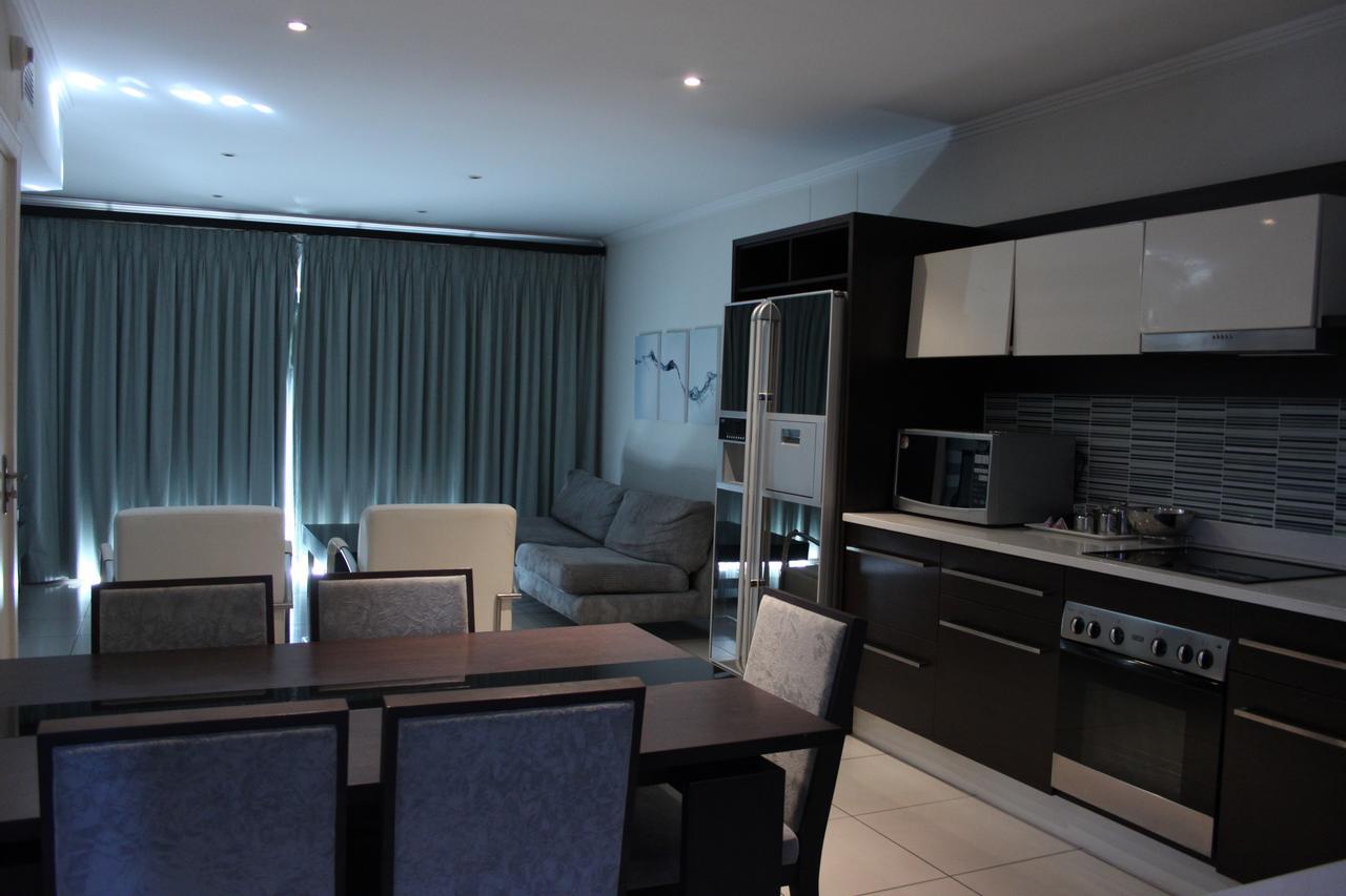 The Nicol Hotel And Apartments โจฮันเนสเบิร์ก ภายนอก รูปภาพ