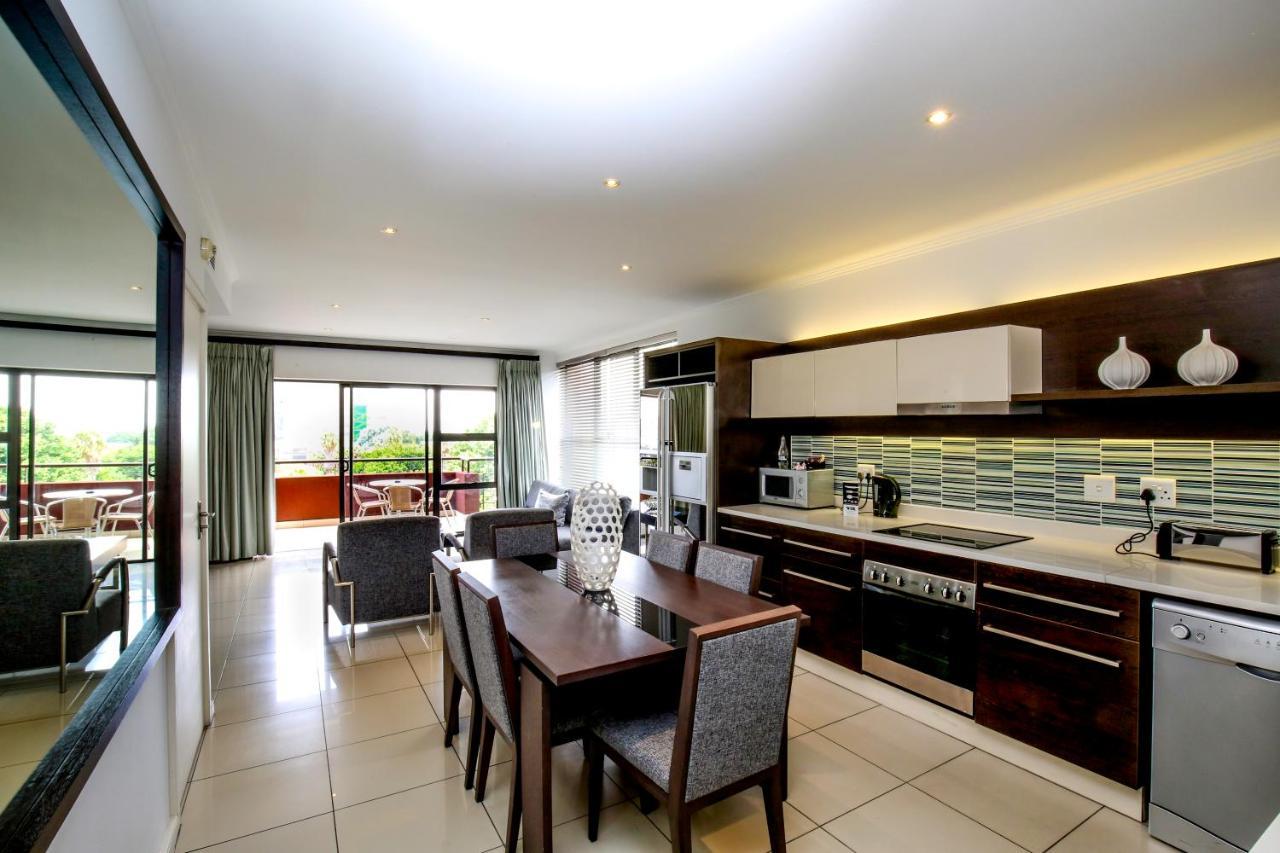 The Nicol Hotel And Apartments โจฮันเนสเบิร์ก ภายนอก รูปภาพ