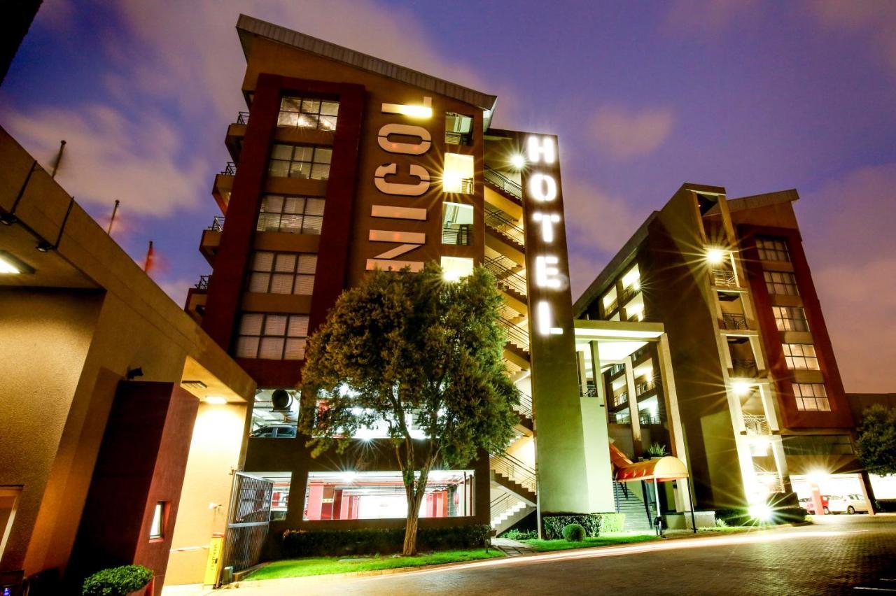 The Nicol Hotel And Apartments โจฮันเนสเบิร์ก ภายนอก รูปภาพ